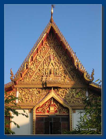 Nong Khai Wats 20031225-04